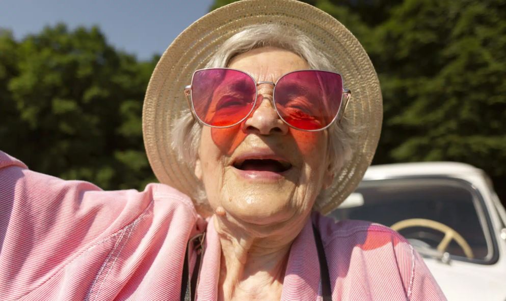 5 Summer Skincare Tips for Seniors 5 Summer Skincare Tips for Seniors