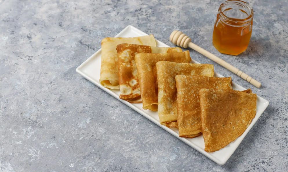 Blintzes The Perfect Dairy Dish for Shavuot Blintzes: The Perfect Dairy Dish for Shavuot
