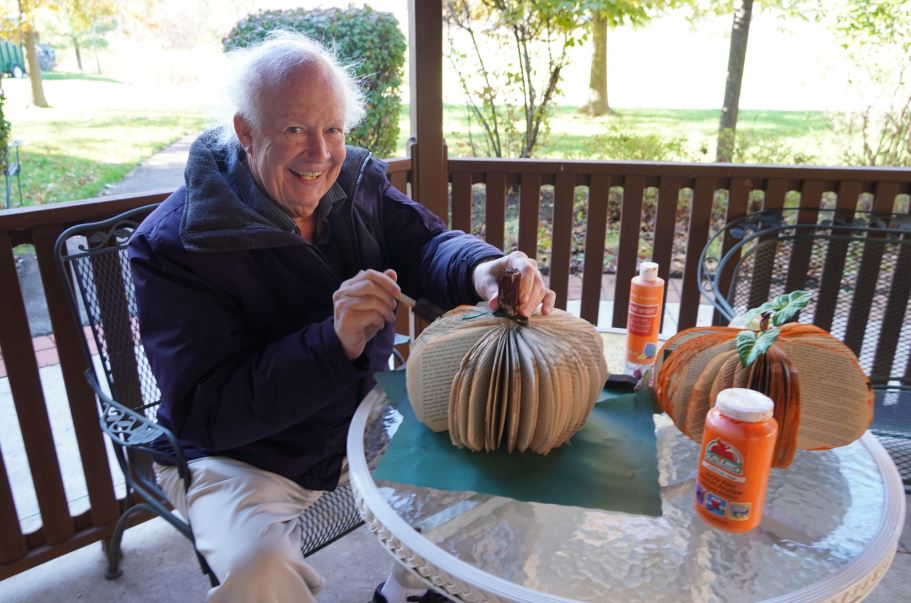 Fall Arts & Crafts for Seniors Fall Arts & Crafts for Seniors