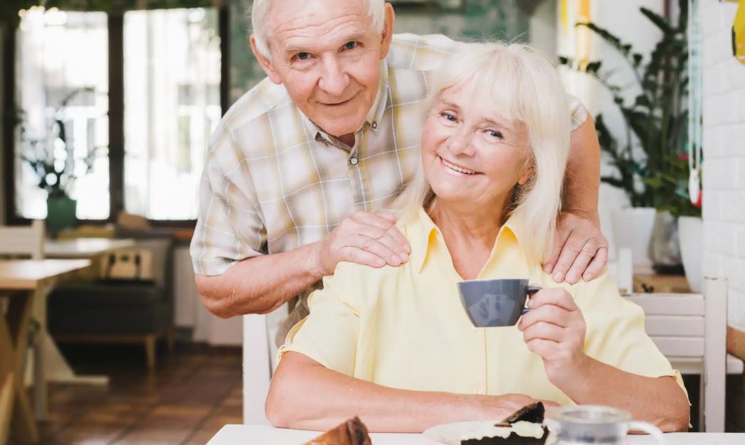 Making Meals More Enjoyable for Your Loved One with Dementia Making Meals More Enjoyable for Your Loved One with Dementia