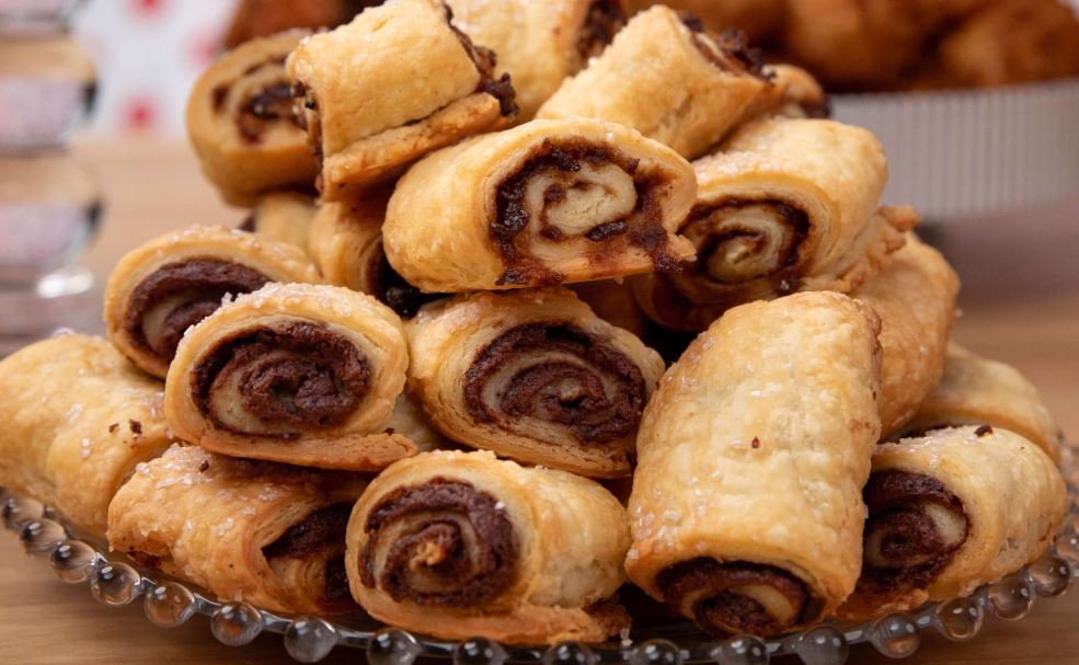 Sweet Cinnamon Rugelach for the Holidays Sweet Cinnamon Rugelach for the Holidays