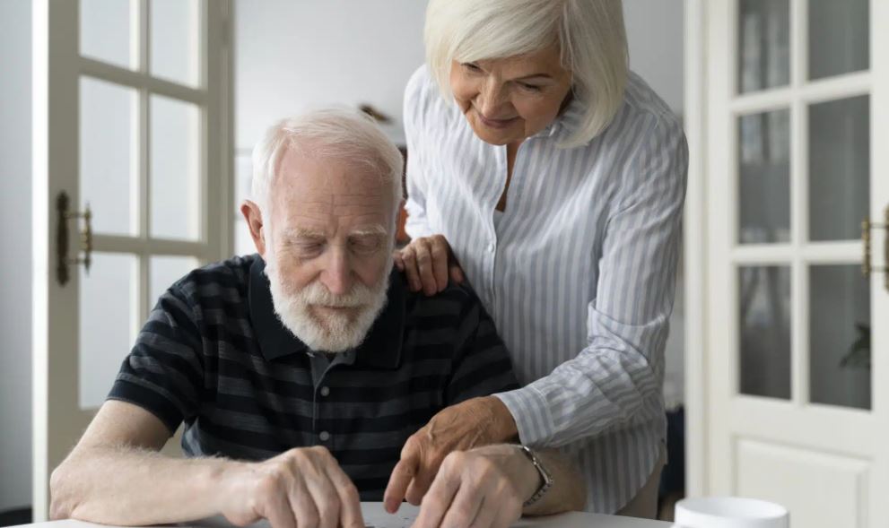 Understanding Causes, Signs and Ways to Avoid Memory Loss Understanding Causes, Signs and Ways to Avoid Memory Loss